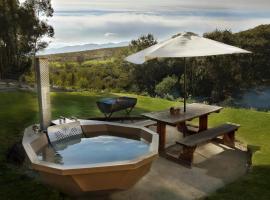 Treyntjes Rivier Cottages, hotel cerca de Creation Wines, Caledon