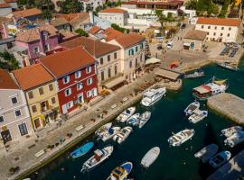 Bed and breakfast Ciao Bella, rantahotelli kohteessa Veli Lošinj