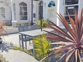 Glascoed Guest House