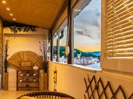 Apartment Stephanie Orange