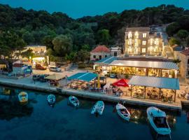 Corallium Lux, hotel with pools in Pomena