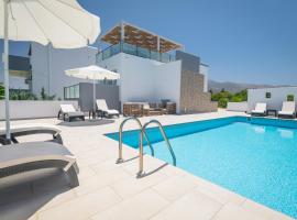 ASTERIA PEARL VILLA 2 with Rooftop Jacuzzi, cottage in Tigaki