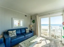 Charming Ocean-view Condo at Ocean Pier 3