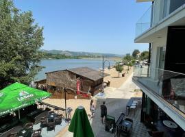 Lake View Tašić, golf hotel in Veliko Gradište