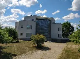 Laheveere