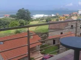 Casa cerca de Baiona con maravillosas vistas al mar.