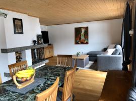 Cozy Apartment With Stunning View, hotel in Gsteig