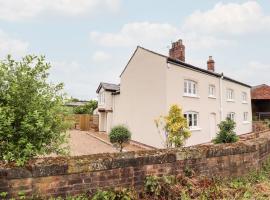 Legh Oaks Farm, hotel near Arley Hall, Knutsford