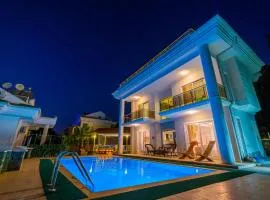 Milez Sultan luxury villa by Solo Villa