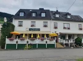 Gästehaus Hotel zum Weinberg