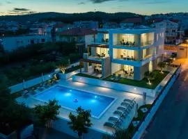 Villa Corcovado with Heated Pool