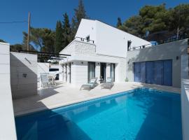 VILLA ELEMENTA - A peaceful retreat, casa o chalet en Milna