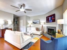 Beautiful 2 BDR Kennesaw house, new in the market!, hotel in Kennesaw