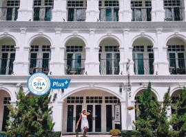 Casa Blanca Boutique Hotel - SHA Plus, accessible hotel in Phuket Town