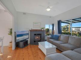 Bungo Beach house - Pet Friendly home, hotel i Eden