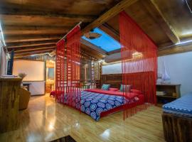 Shangri-La King Gesar Guesthouse, habitación en casa particular en Shangri-La