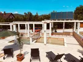 Platán Apartmanház