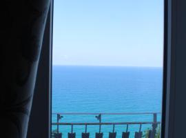 Ellysblue, B&B di Pizzo