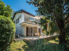 Holiday Home Vesna by Interhome, hotel u Njivicama