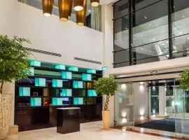 Radisson Blu Hotel, Addis Ababa、にあるアディスアベバ・ボレ国際空港 - ADDの周辺ホテル