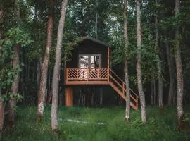 Hekso treehouse