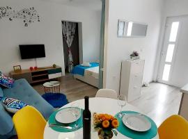 Lennida Studio Apartman, Ferienwohnung in Kavran