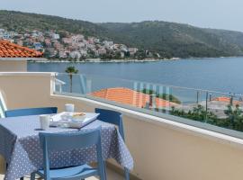 Spacious Modern Apartment Miljak - 1min to the beach