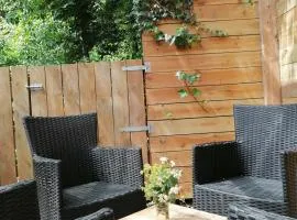 Puur genieten chalet met patio, bos en bosbad