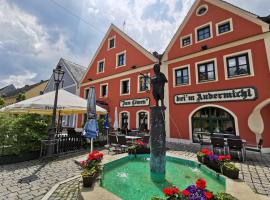 Hotel Gasthof Zum Löwen, családi szálloda Velburgban