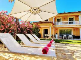 Sunsetvilla au calme avec SPA et Piscine chauffée, plage à pied ,Golf à proximité, hotel in Saint-Cyr-sur-Mer