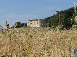 Casale Le Fontanelle, hotel en Monte Grimano Terme