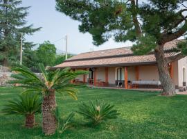 Terre di Monacella, holiday home in Santa Venerina