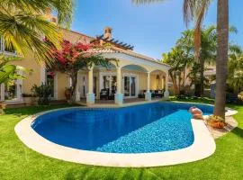 Oásis Tropical, Jardim e Piscina!