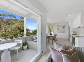 Portofino 8 - Beachfront 3 Bedroom Penthouse