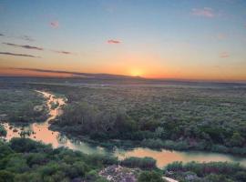 River Front Estate, hotel ad Addo