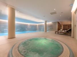 Kinabalu by Alpine Residences, hotel dengan kolam renang di Les Gets