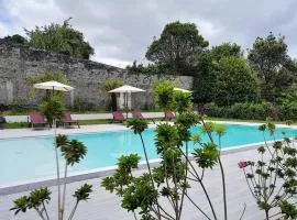 CFS Azores Guest House、ポンタ・デルガダのプール付きホテル