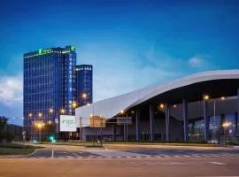 Holiday Inn Chengdu Qinhuang, an IHG Hotel