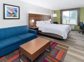 Holiday Inn Express & Suites Dinuba West by IHG