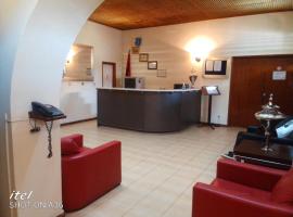 Hotel Navegante, hotel v destinaci Benguela