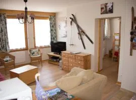 Courchevel 1550 – VERITABLE SKI AUX PIEDS – APPARTEMENT LES TOVETS T2 – 47m2 – 4P