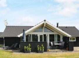 6 person holiday home in Hadsund, casa de temporada em Øster Hurup
