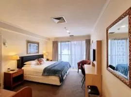 Metroview Studio in CBD with Air-con, Pool and Gym