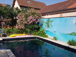 Appart indépendant, 1 lit deux personnes et 1 appoint Piscine Jardin Direct Gare Aéroport et jardin, Hotel in Toulouse