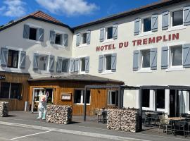 Hôtel Restaurant & Spa du Tremplin、ビュッサンのホテル
