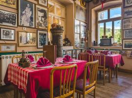 Hotel Pelikan, hotel v destinaci Virpazar