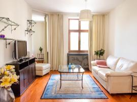 Bohemian Apartment - Center of Bucharest, hotel perto de Romanian National Opera, Bucareste