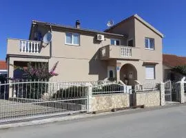 Apartmani Sanda i Leo