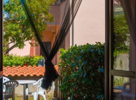 Appartamento Le Ginestre, hotel en Rio nellʼElba