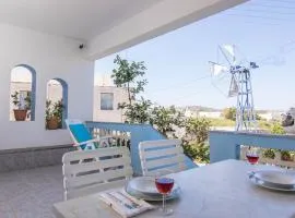 Fedra Apartments, View, Free Parking, 2mins to Beach